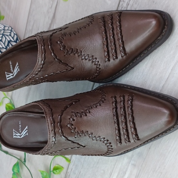 White Mountain Bronco Leather Mule NWOT - Picture 2 of 9